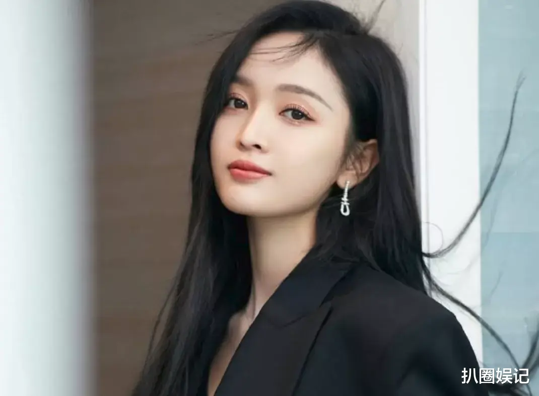 孟美岐|没有什么“逆风翻盘大魔王”人设，孟美岐本来就是九漏鱼？