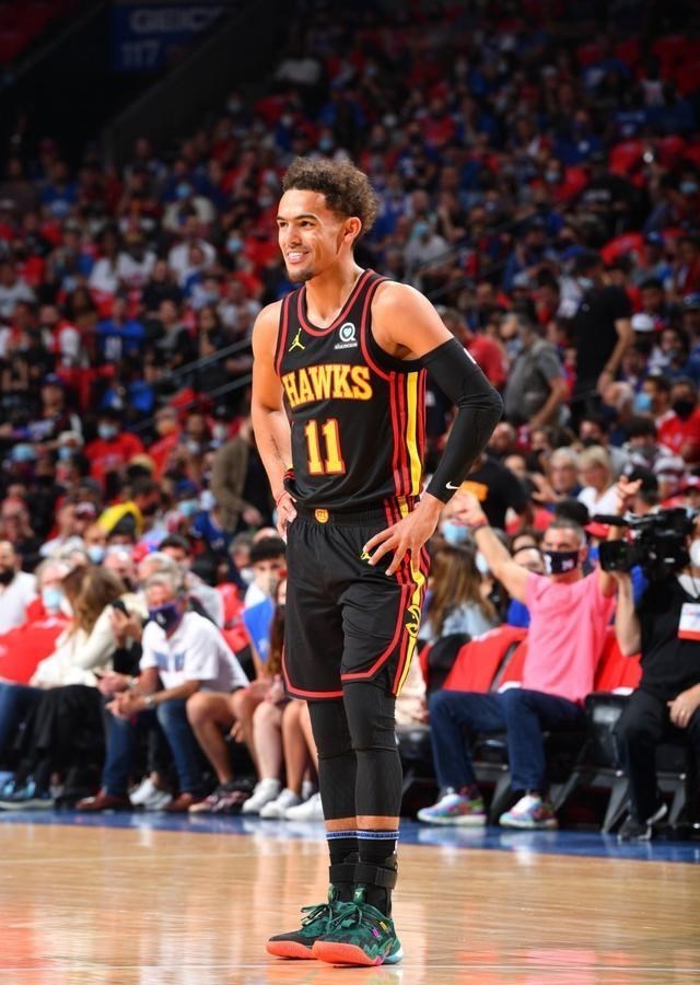 老鹰队|爆冷+拒绝26分逆转！3叉戟77分，老鹰绝杀费城！杨暴走，大帝39+9