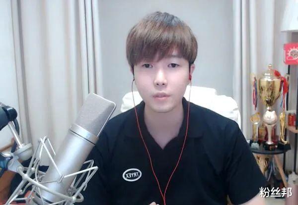 虎牙|虎牙集梦阿布解封，粉丝调侃“首秀布”一年8次，别又“进去”了