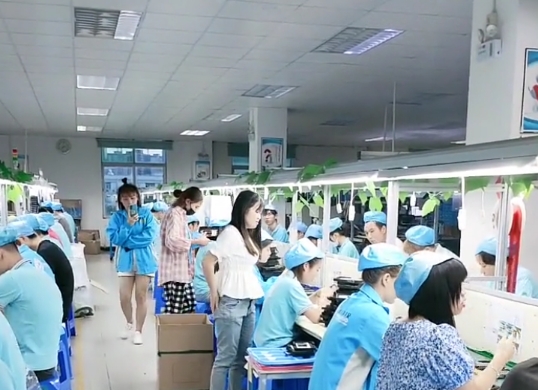 国服|在职场中，一定要懂得跟别人沟通