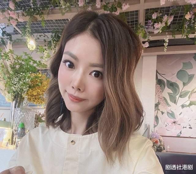 杨洋|恭喜！香港知名女星入行16年正式签约TVB，不介意工资低