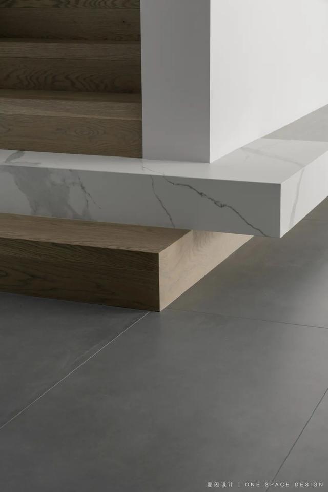 241㎡现代复式,简约时尚的设计,看似简单也高级