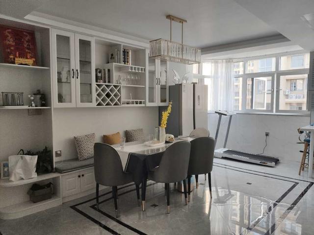 130平米复式房超宽敞,刚入住忍不住晒晒图,简约装修温馨大气