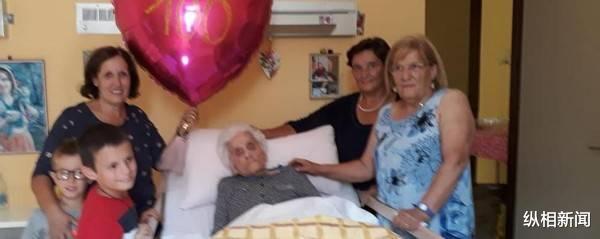 纵相新闻 那些打败新冠的“硬核”奶奶：世界第二长寿老人修女安德烈迎来117岁生日