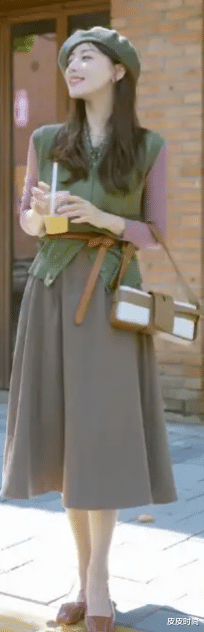 皮皮时尚 秋季来临,三招就可以打造出轻熟风