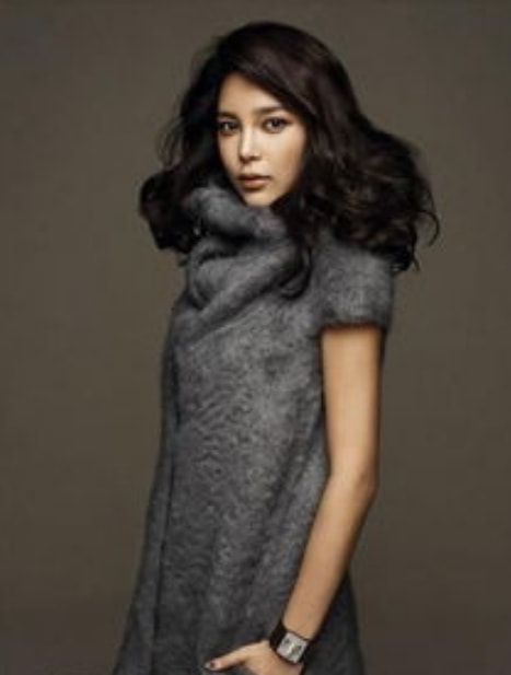 朴诗妍|她凭借“三圣母”走红，却在怀孕期间使用违禁药品，更是白天酒驾