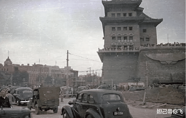 苏联|1949年苏联记者拍摄的新中国，当时城墙还没改建，现场真实大气