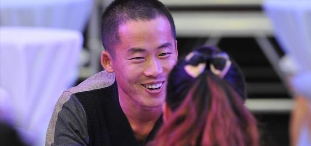 缘来妈咪|“条件太差的配不上我”凤凰男自视清高只谈钱不谈爱，凭实力单身