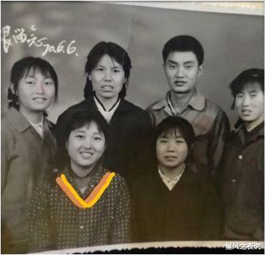 贾玲|《你好，李焕英》两代人观影感受差异明显！子女感动的落泪，父母辈尴尬到抠脚。