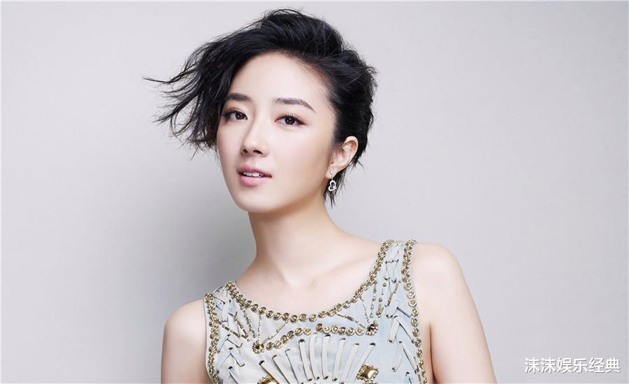 电影|荣获多项大奖的她，是大家心中的魅力女神，充满文艺气息