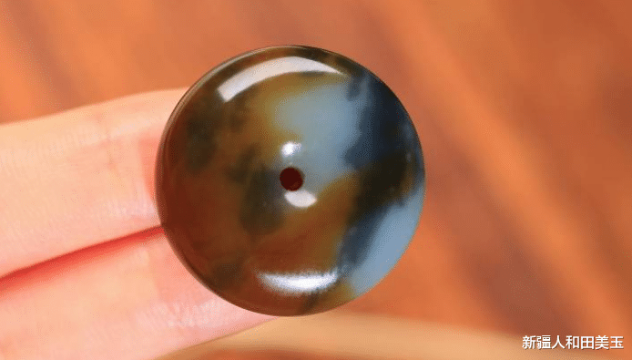 |关于和田玉的小知识：简单易学的鉴别方法，学到就是赚到！