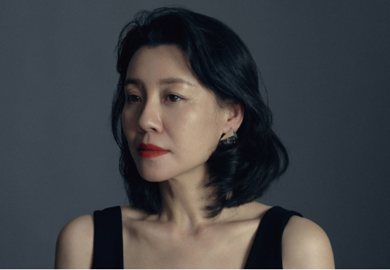 梅婷|“大娘子”刘琳，被名导抛弃后，赌气嫁平凡丈夫，47岁被宠成公主