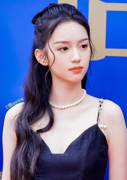 金鸡奖|易烊千玺，刘浩存，周也入围金鸡奖提名，被网友质疑名不副实！