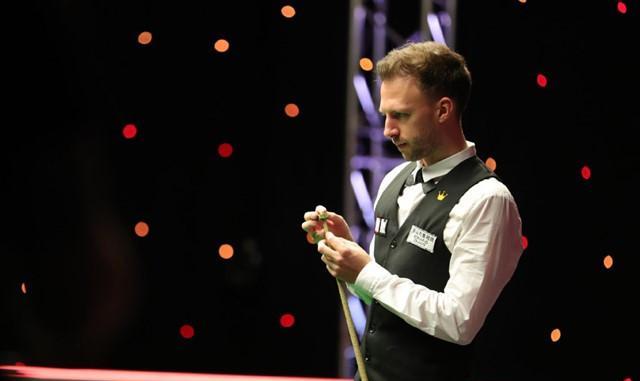 锄头 特鲁姆普打爆名将,5-1轻松晋级,斯诺克49岁老将挑战丁俊晖