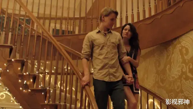 泰迪|满屏都是大长腿，这青春版「恐怖游轮」我第一个安利