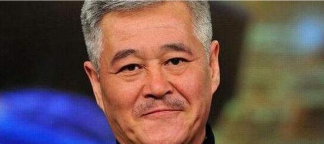 春晚|春晚一代笑星辞世后，女儿没流一滴眼泪，花天酒地挥霍遗产度日