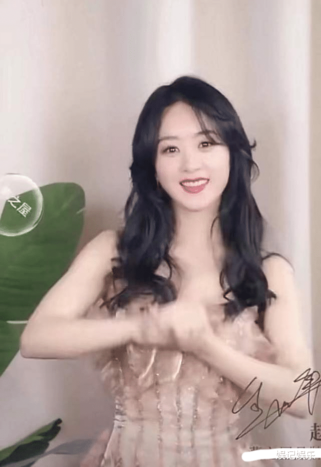 孙千|赵丽颖跟孙千拍视频，韩范造型超美，视频配字：恋爱进行时