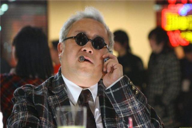 林建岳|一夜败光老爸100亿，转手又继承千亿遗产，如今64岁情史碾压刘銮雄