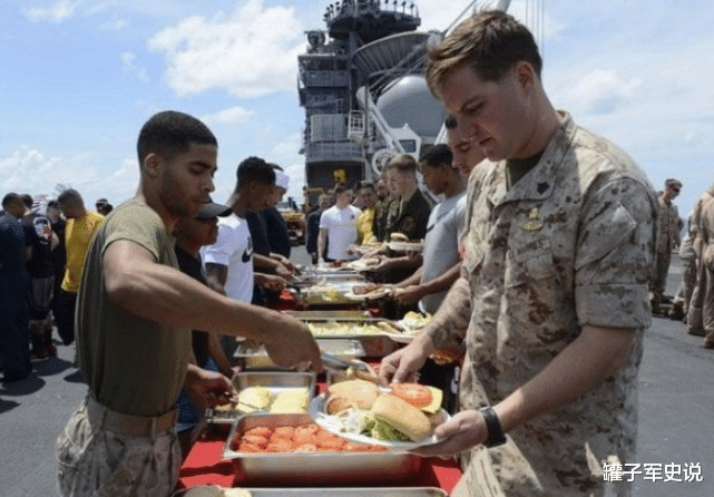 美军|有钱任性！美军打仗有多奢侈？一瓶矿泉水100元要从美国空运