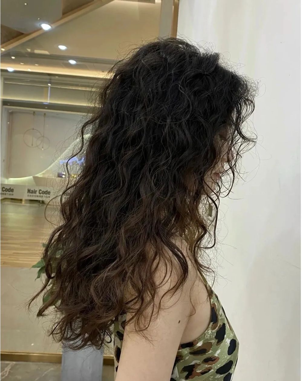 发型 永不过时的羊毛卷,还有人气烫染的几十款,想换发型看过来