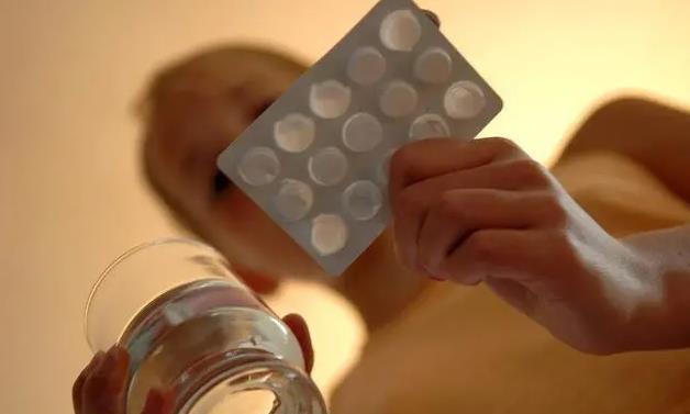 医生|65岁大爷隔一天吃一次他汀，坚持6年，结果身体如何？听医生咋说