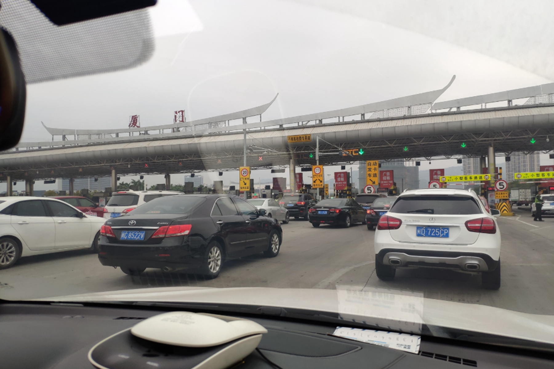 無憂論古今 2021春節(jié)高速免費時間已定！車主先別急著高興，記住2點以免被罰