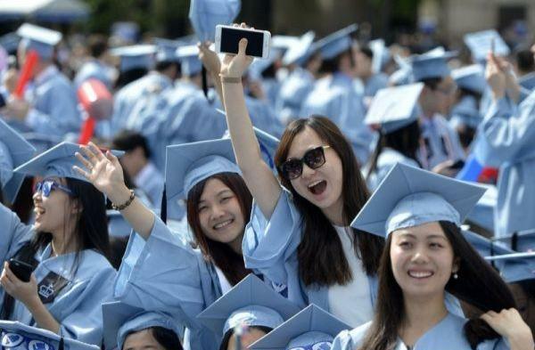 招聘|“抱歉，我只招985毕业的服务生”，学生：有什么权利“歧视”我