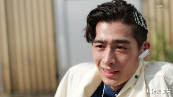 令和|假面骑士：狩崎创造了三条不同的腰带，堪称令和时代的凌马教授！