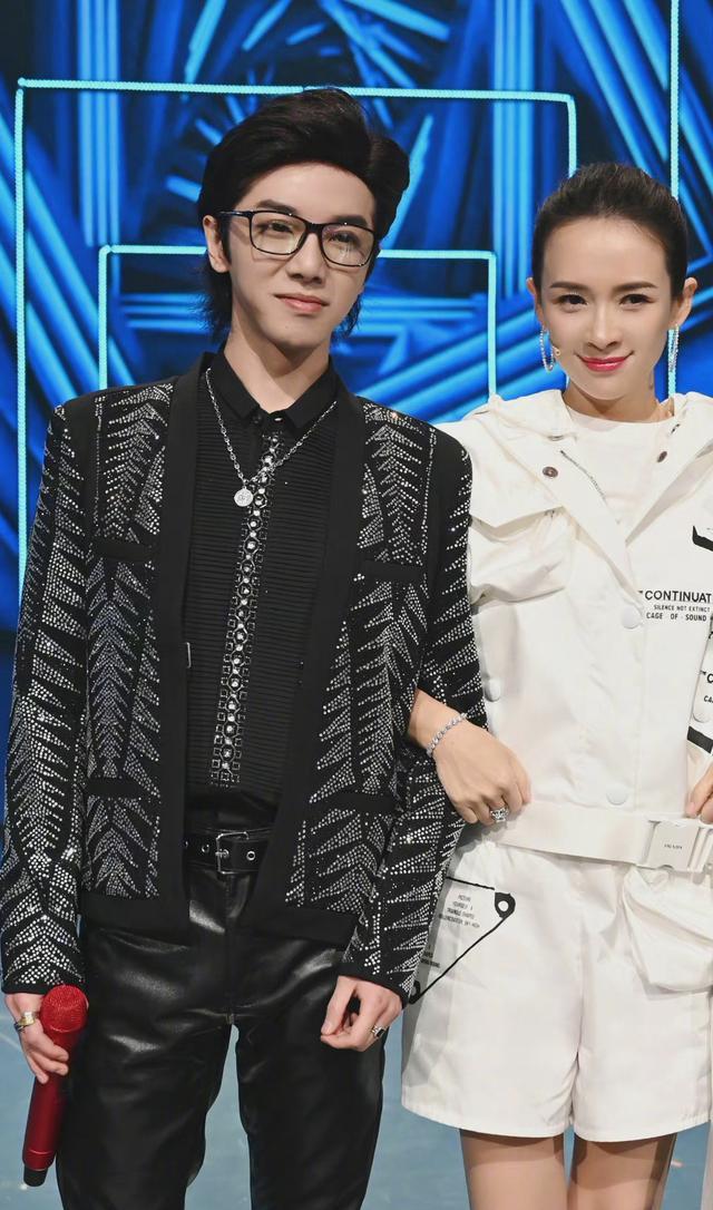 杨紫|杨紫李现掰了?华晨宇团队内斗?李易峰代言翻车?