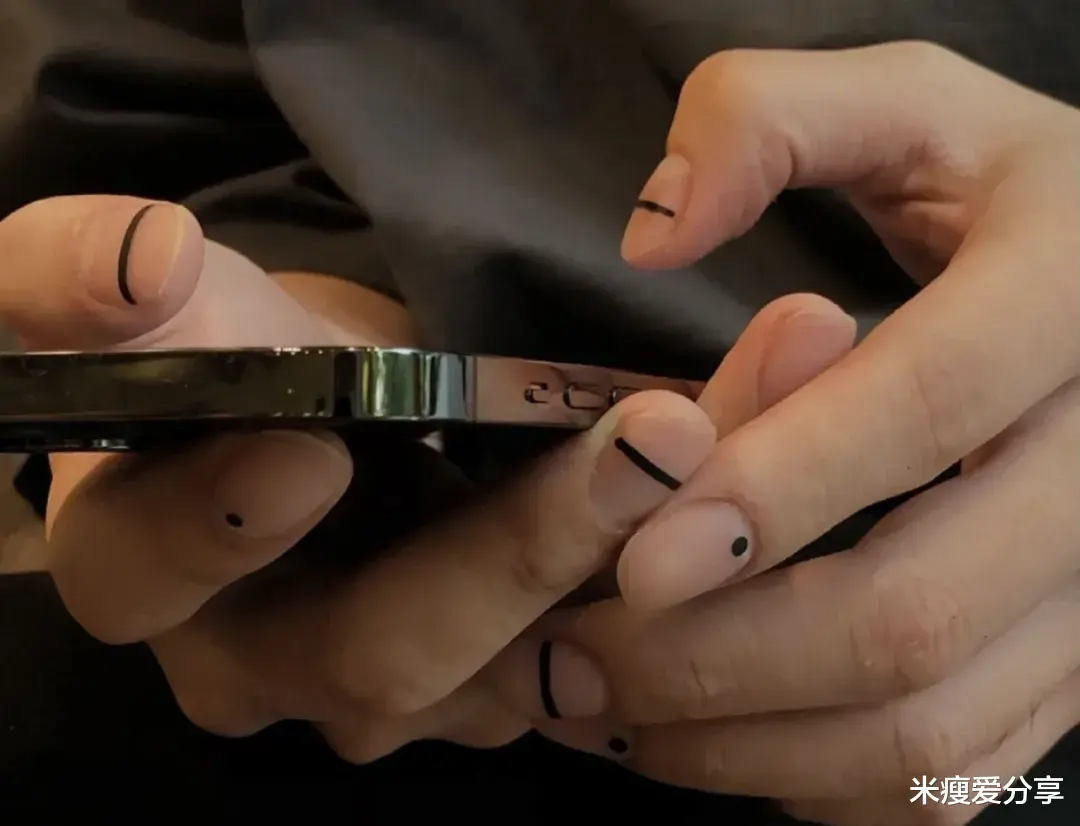 米瘦爱分享|适合男生的美甲款式，不娘不矫情，反而个性十足的潮流范