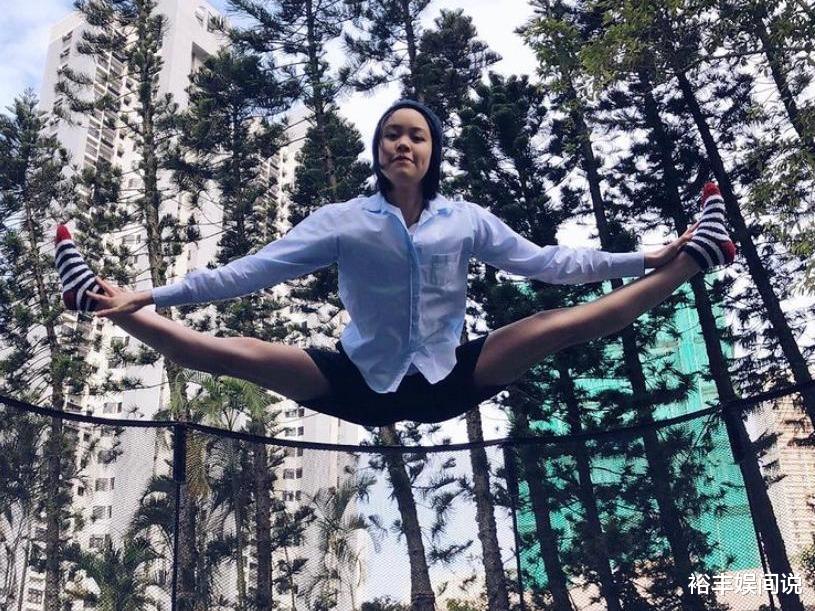 刘秀盈|刘銮雄吕丽君女儿太优秀！一下子获得四枚金牌，母女同框已一般高