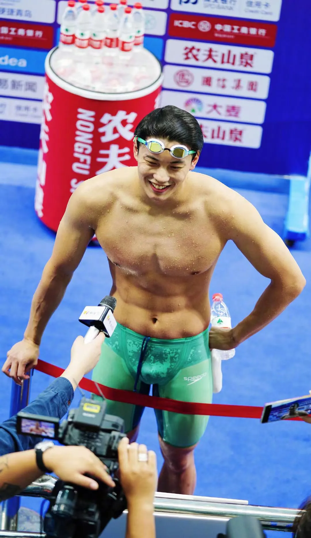 男团|国家游泳队的帅哥也太多了吧！淦，这才是男团TOP…