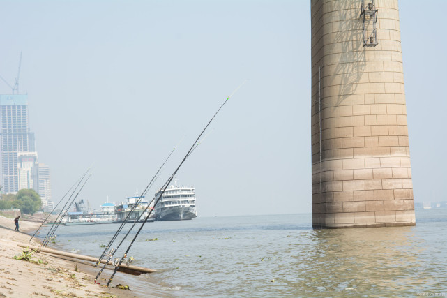 长江|长江严查违规垂钓！多种钓具被“点名”，“一线一钩”将成常态