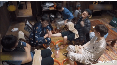 杨紫|张艺兴和杨紫恋爱了？张艺兴之前说漏了嘴