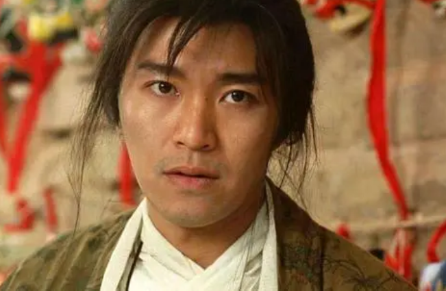 巩俐|原本她才是“秋香”的第一人选，因片酬太低拒演，意外成就了巩俐