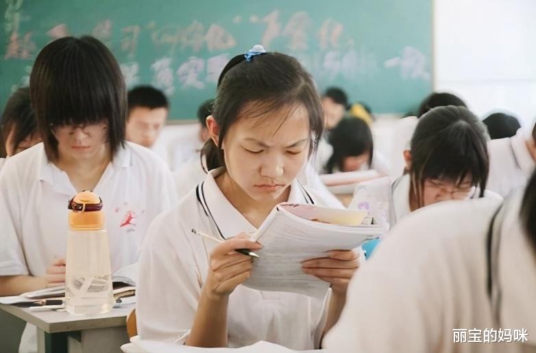 学霸|“虎父无犬子”有道理吗？父母是这几种职业，家里更容易出“学霸”