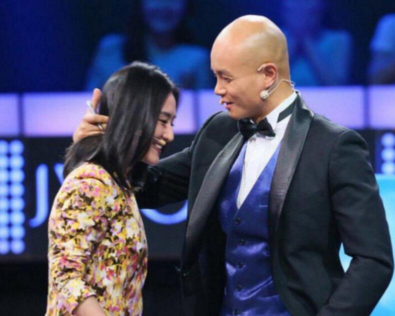 乐嘉|六年前被踢出娱乐圈的乐嘉，当初的他真的做错了吗？