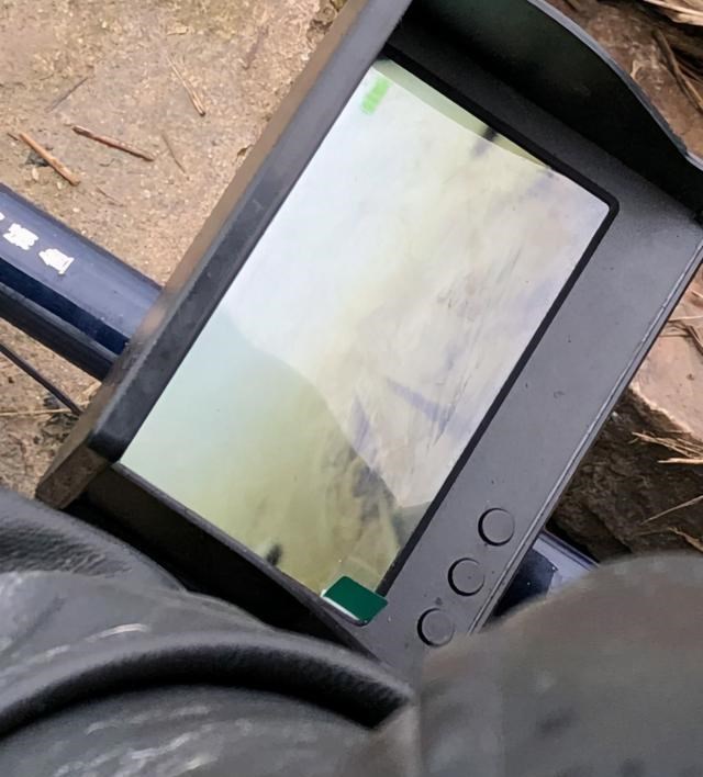 |天津河道边，有人用“高科技”频频钓大鱼，当街售卖150一条