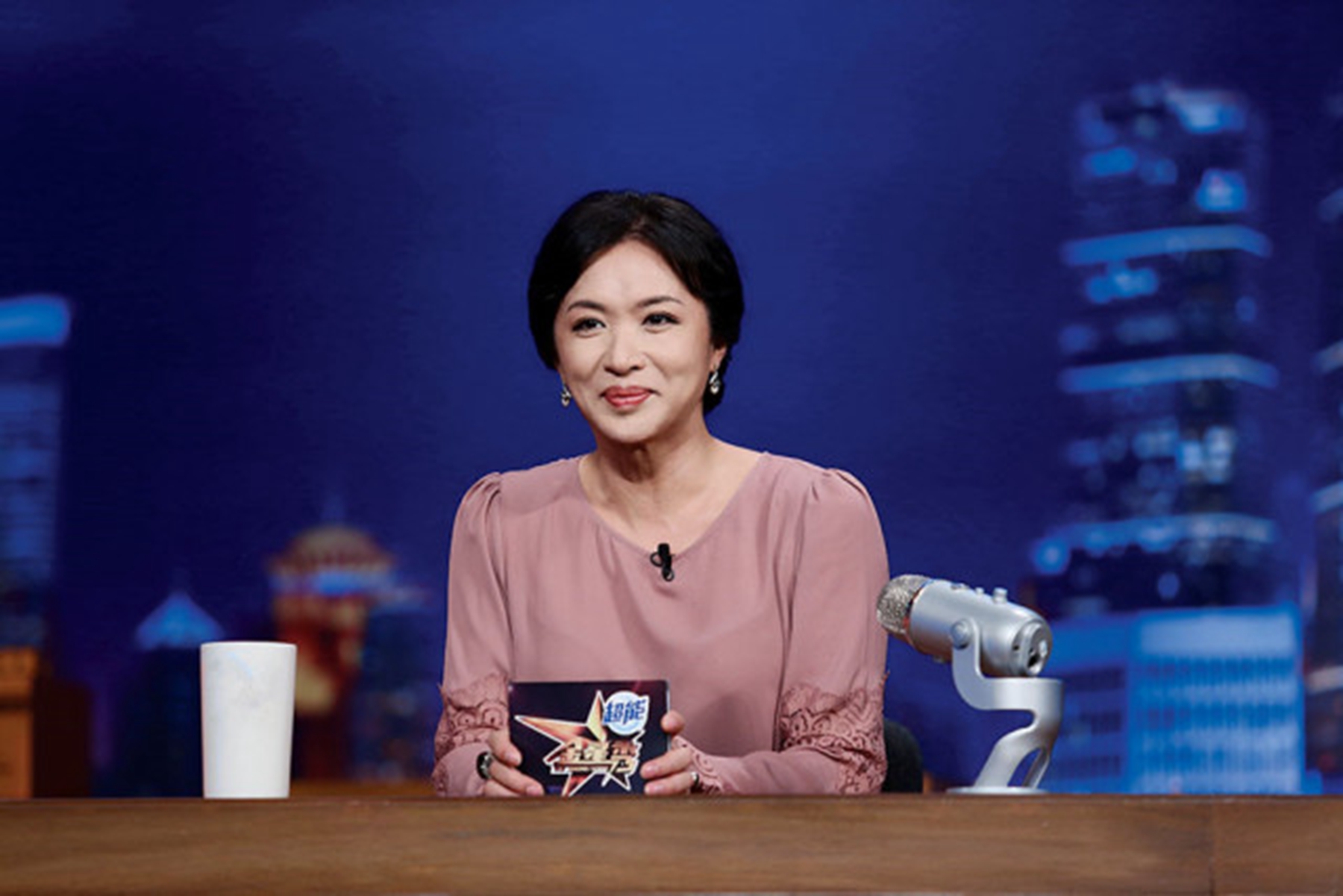 胡文婕|金星所有节目被停播，7个字回复耐人寻味，网友直言：都是自找的