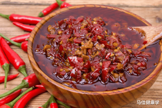 咳嗽|立秋后是甲状腺黄金“保养”期，远离3种食物，甲状腺或越来越好