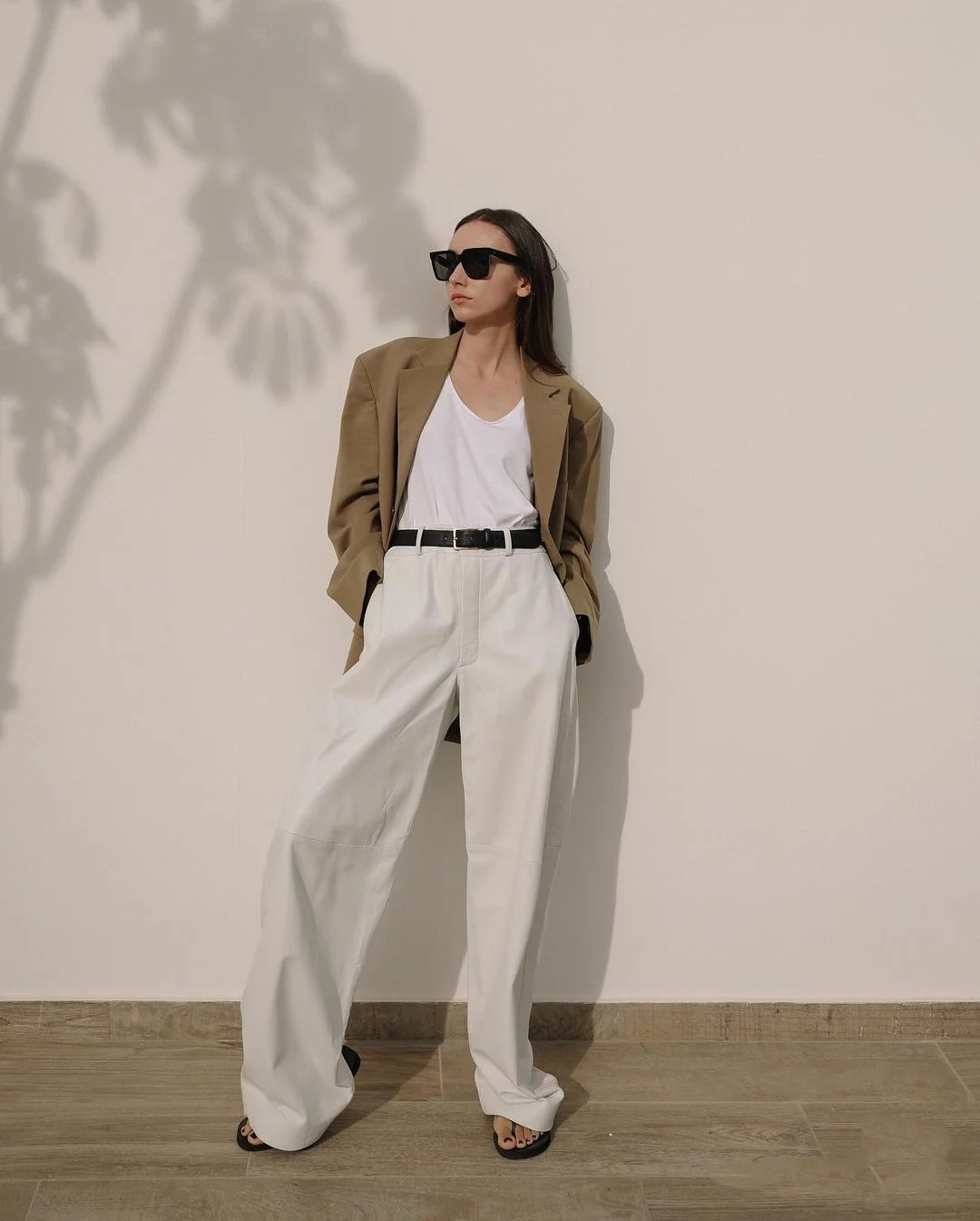 猫姐品衣有道|飒美的大女人风，一看品味就不低，掌握这些“细节要点”，你也行