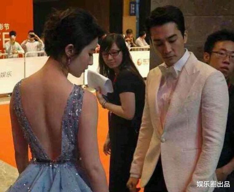 富二代|刘亦菲穿低领装凹造型，气质变化太大被热议，背面比正面更有味道