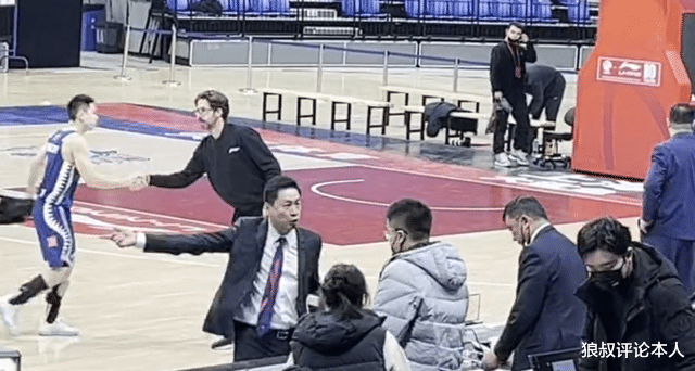 上海男籃|火爆一幕！上海17分不敵山東，李春江大鬧技術臺，吉倫沃特嚇懵了