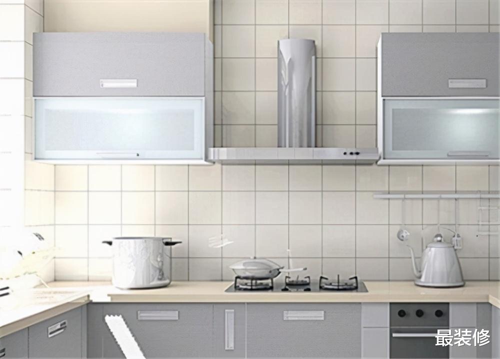 从事装修工作20余年的包工头，酒后吐槽：这7个地方最不该花钱