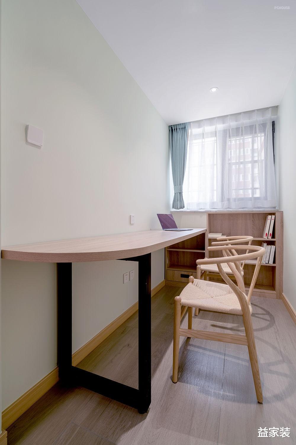 原木风和小户型的黄金组合,即使采光不足,也能保持通透明亮