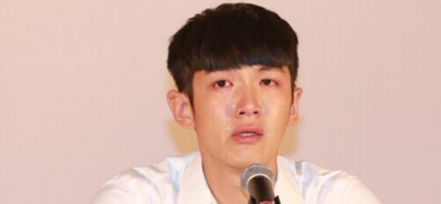 赵丽颖|“红得快,凉得快”的4位男明星,曾经众星捧月,现在已“凉凉”