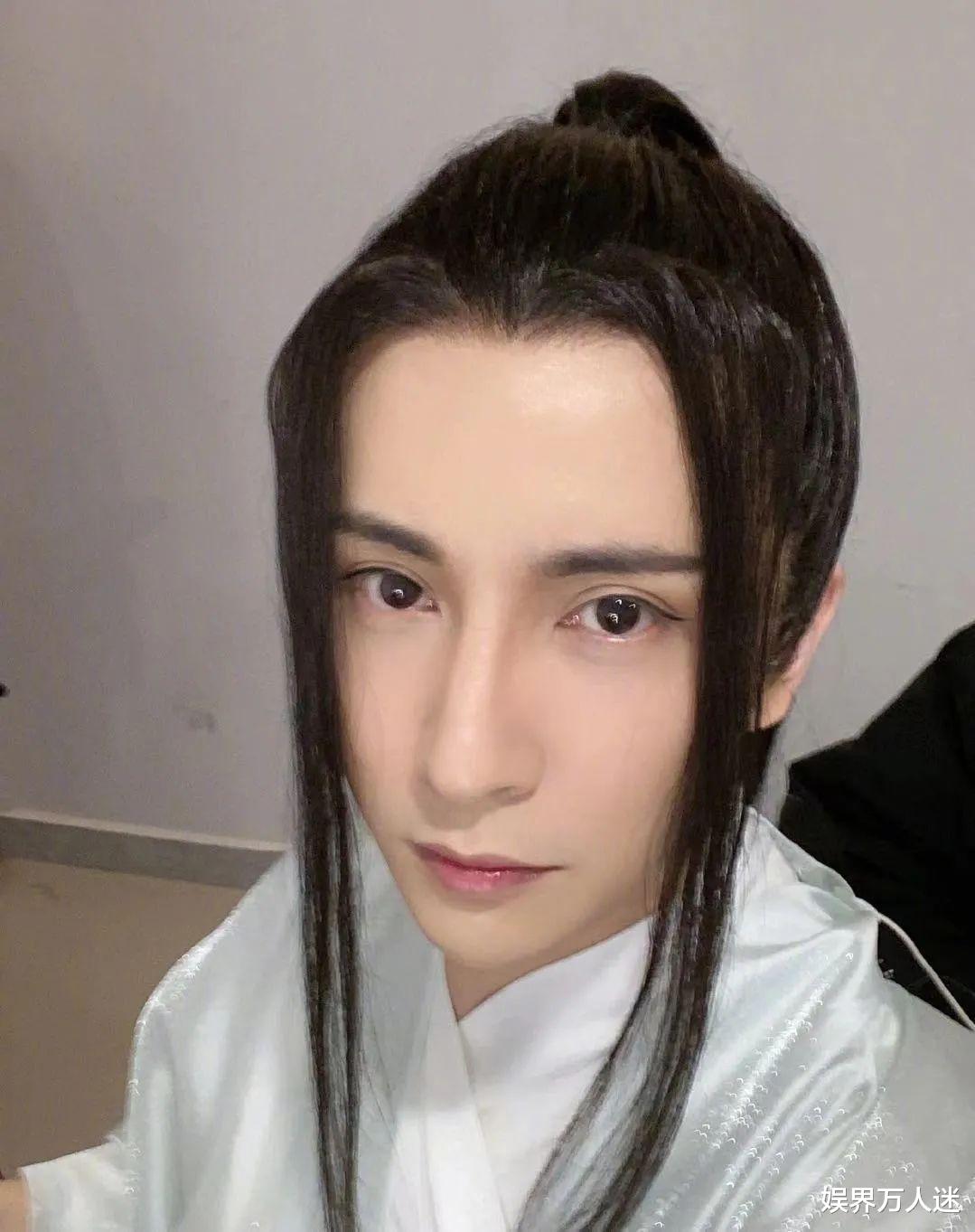 郑爽|广电封杀郑爽网友怒了！出轨的陈赫还在捞钱，他居然还在涨粉