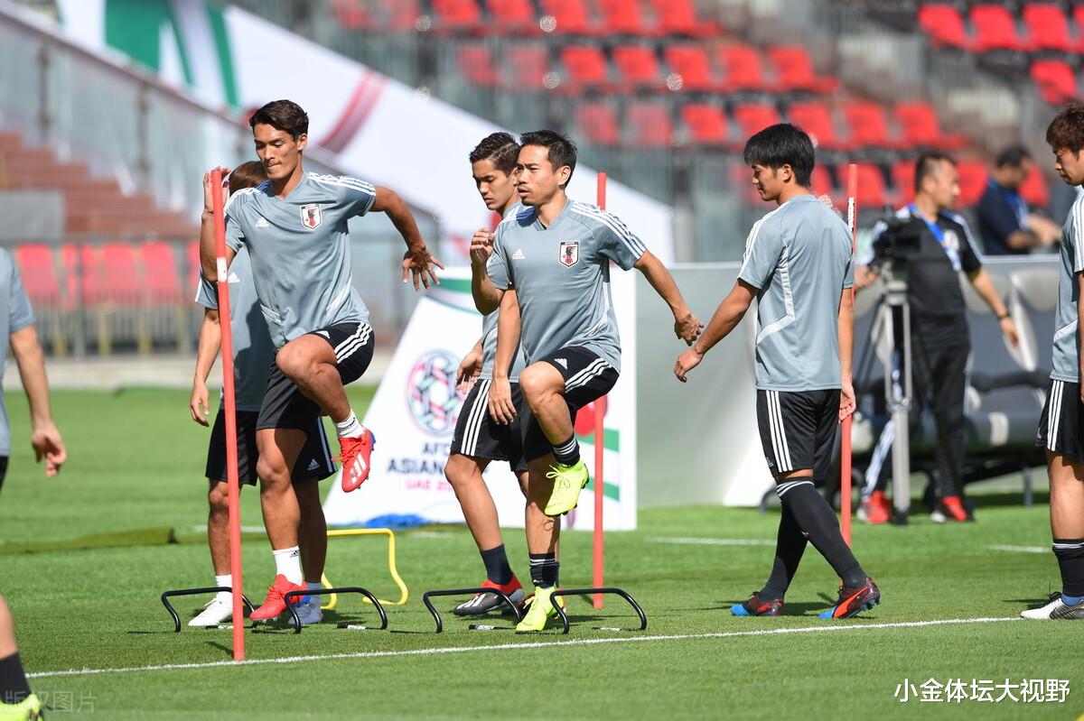 国足|37-0!亚洲头号强队踢疯了:12强赛或碰国足,全员旅欧让国足脸红
