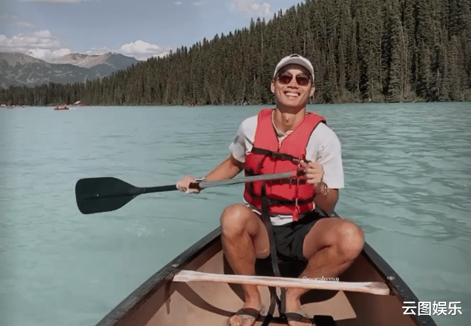 苗侨伟|苗侨伟儿子与富二代女友秀恩爱,女方身材出众,交往5年已见家长