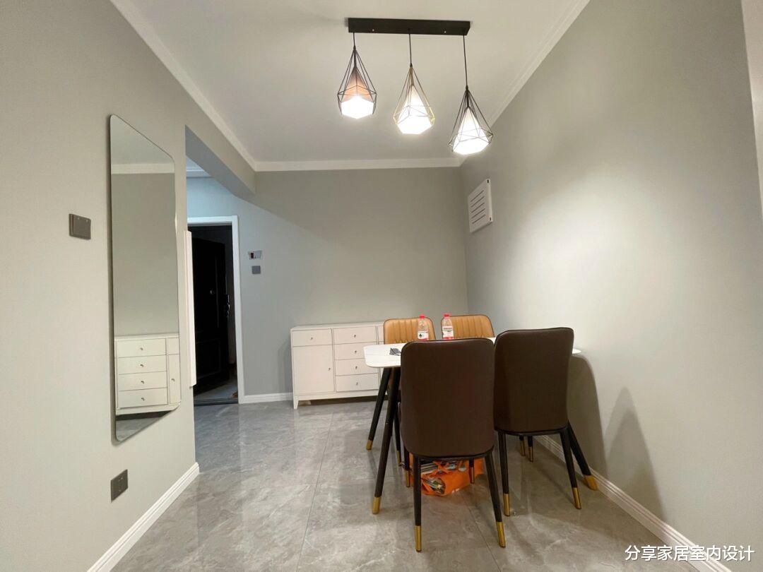 |这是我见过最简单的装修,全屋耐看又舒适,打造家庭影院很羡慕!